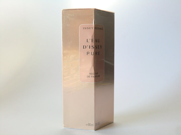 Issey Miyake - L&
